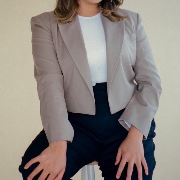 Zara Cropped Blazer - Picture 1 of 5